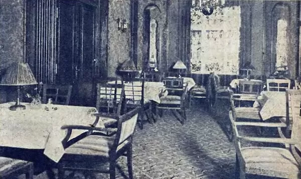 

  
    Fot. 3
  

  
    Varieté Haus Metropol
  


