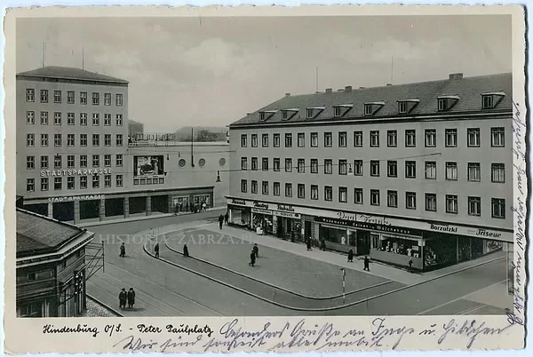 

  
    Fot. 12

  
    Plac Wolności_lata 30

